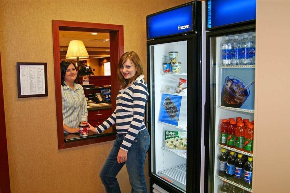 Hampton Inn Hays-North Of I-70 Ruang foto