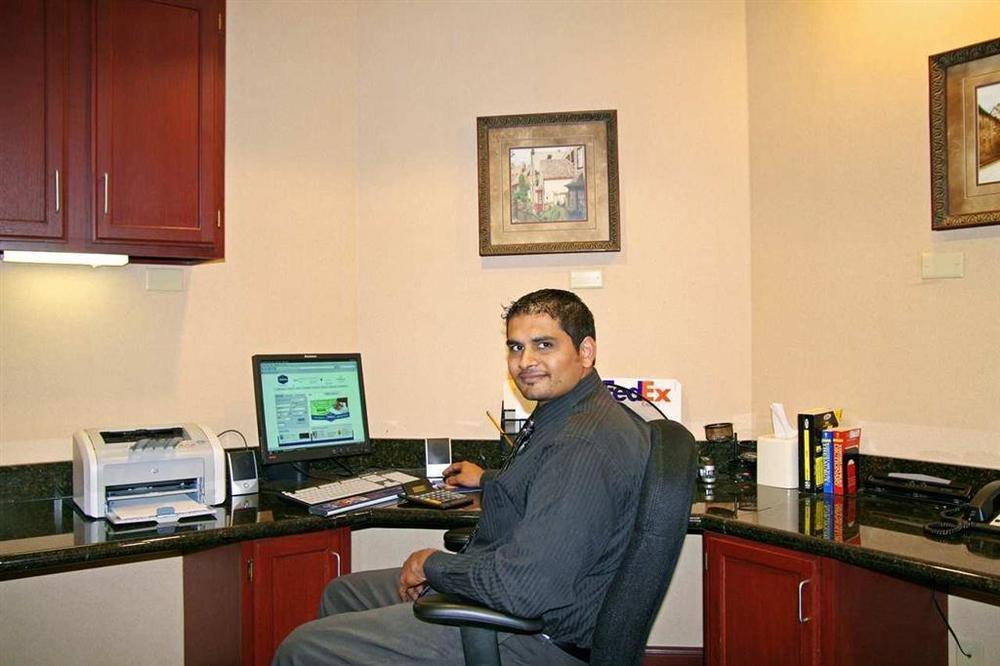 Hampton Inn Hays-North Of I-70 Fasilitas foto